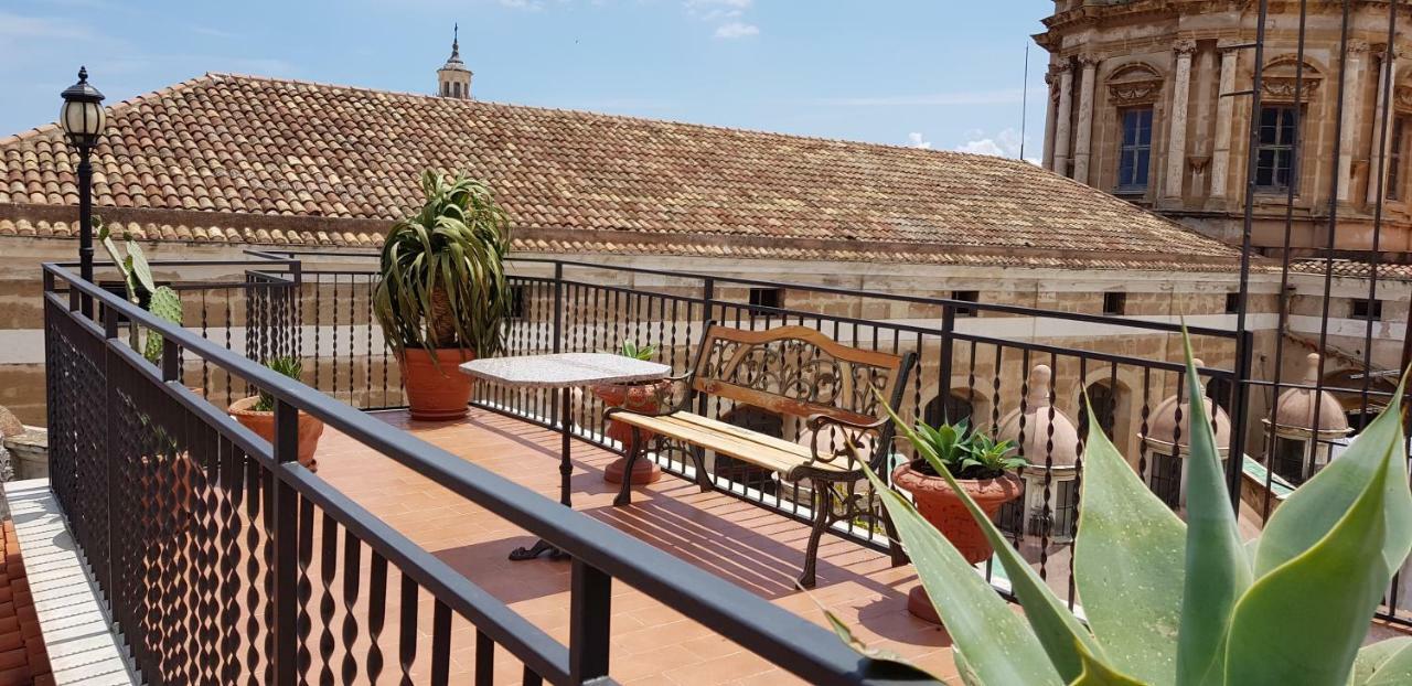 Palazzo Viola Suite Panoramica Palermo Eksteriør billede